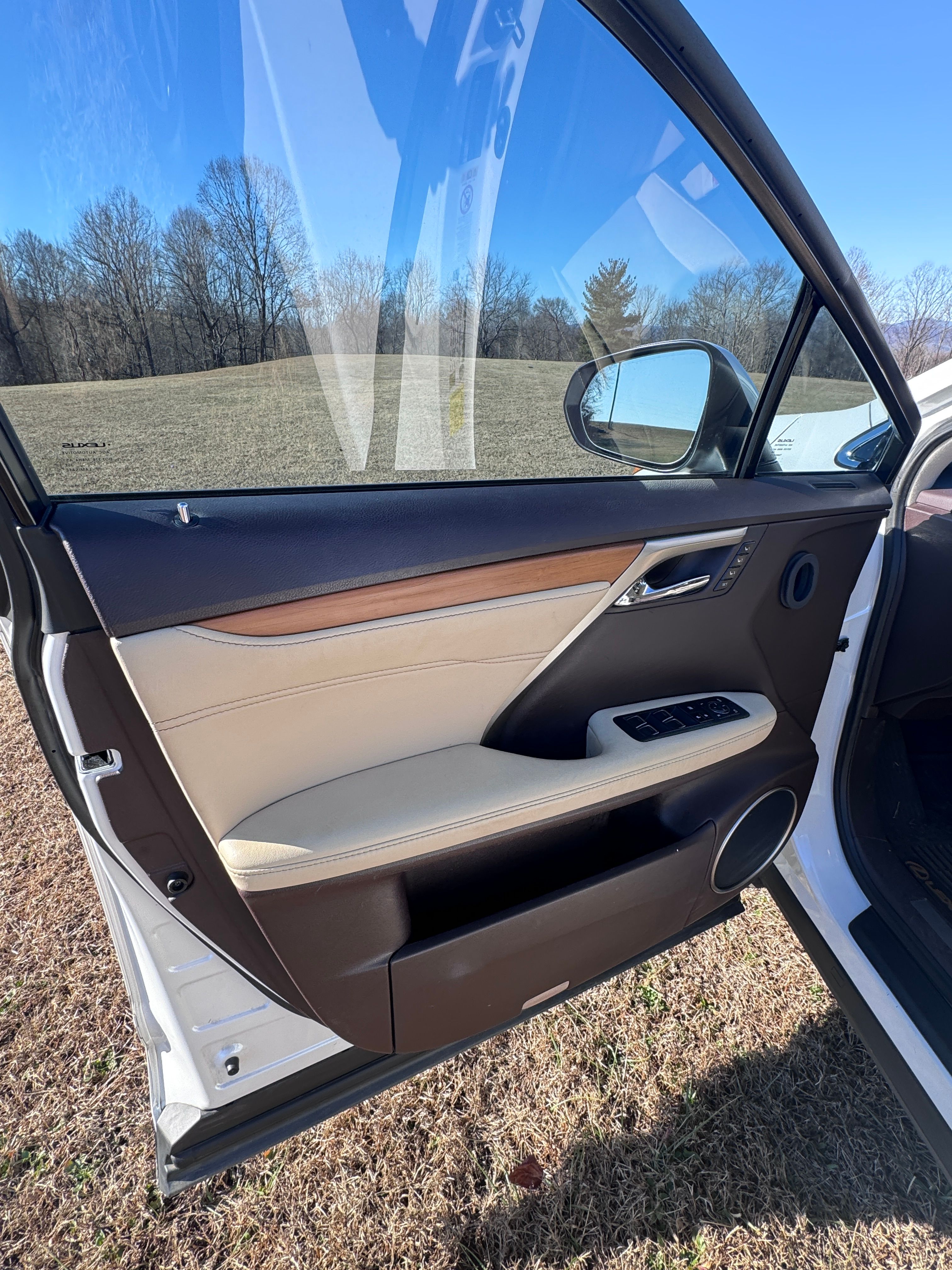 Used 2017 Lexus RX 350 FWD w/ Premium Package image 9