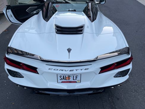 Used 2021 Chevrolet Corvette Stingray Premium Conv w/ Z51 Performance Package image 9