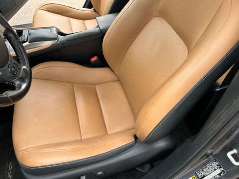 Used 2017 Lexus CT 200h FWD image 20