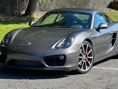 Used 2014 Porsche Cayman S image 1