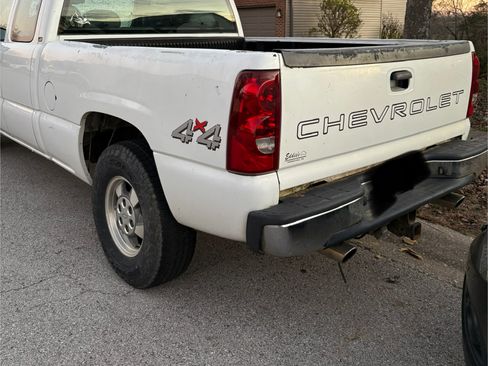 Used 2003 Chevrolet Silverado 1500 4x4 Extended Cab image 2