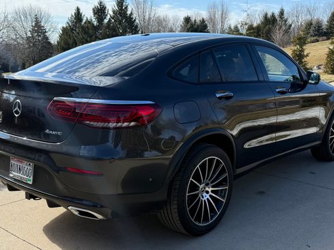 Used 2022 Mercedes-Benz GLC 300 4MATIC Coupe image 8