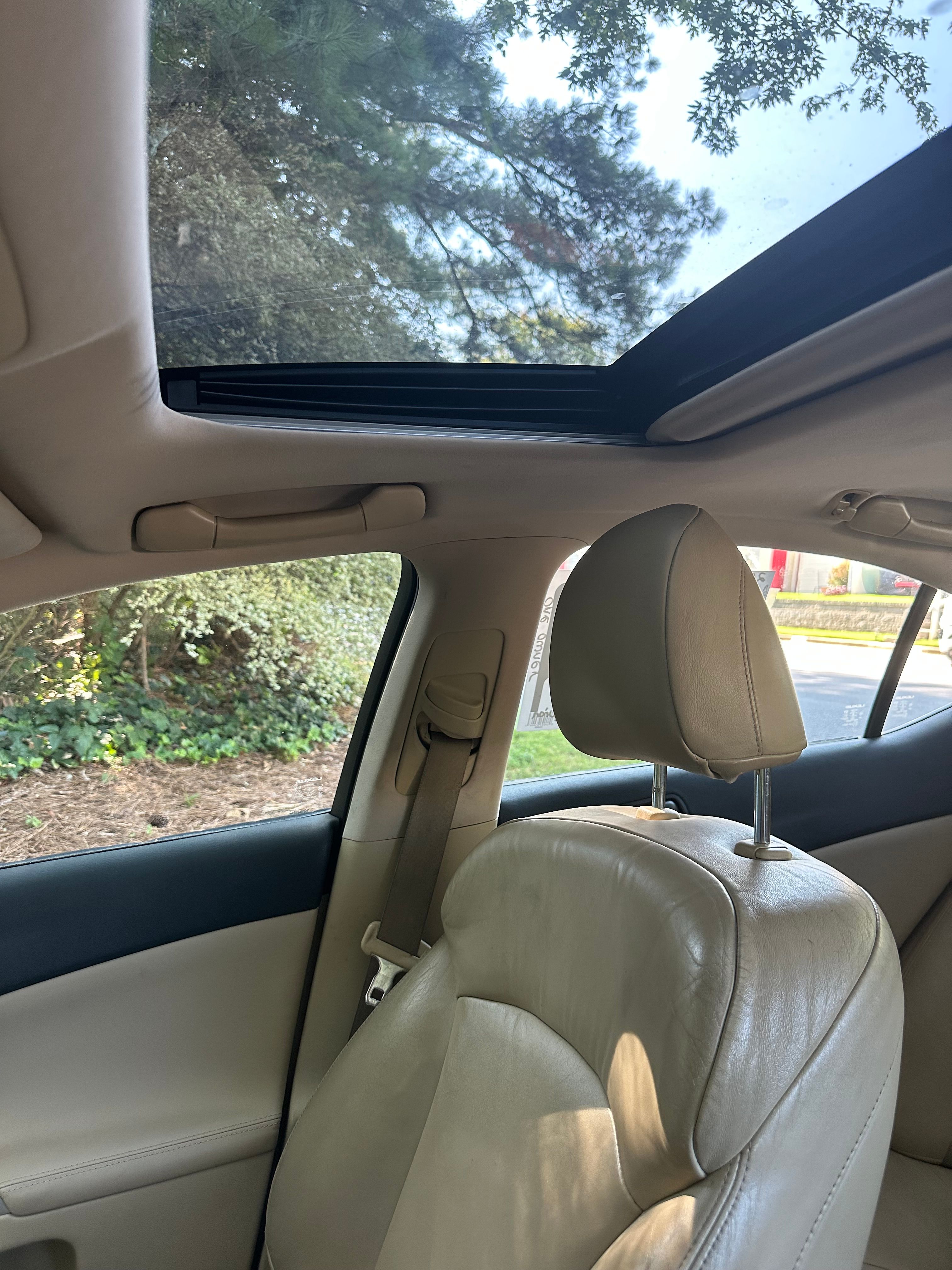 Used 2008 Lexus IS 250 w/ Preferred Accessory Pkg RWD image 16