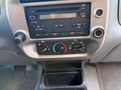 Used 2007 Ford Ranger XLT RWD image 11
