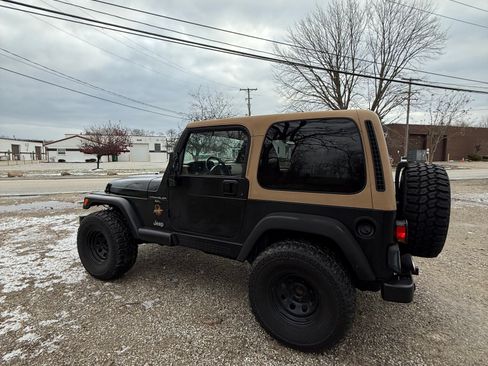 Used 1997 Jeep Wrangler Sahara image 5