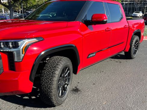 Used 2022 Toyota Tundra Platinum image 1