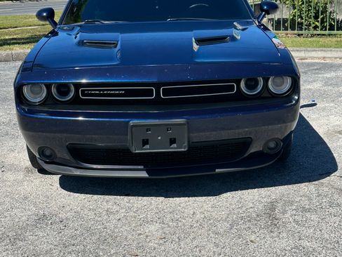 Used 2015 Dodge Challenger SXT Plus w/ Sound Group II image 4