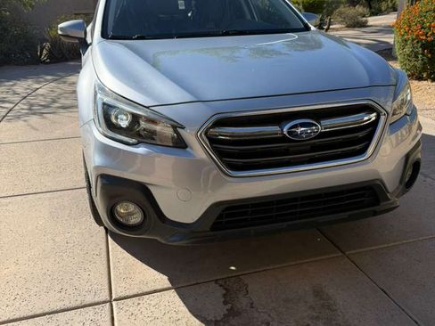 Used 2019 Subaru Outback 2.5i Limited AWD/4WD image 5