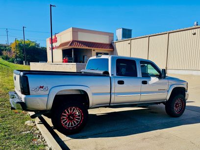 Used 2005 GMC Sierra 2500 SLE w/ Skid Plate Package