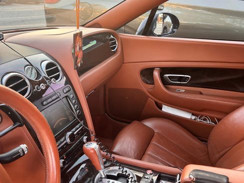 Used 2010 Bentley Continental GTC image 8