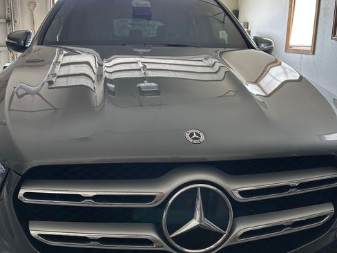 Used 2023 Mercedes-Benz GLE 350 4MATIC image 2