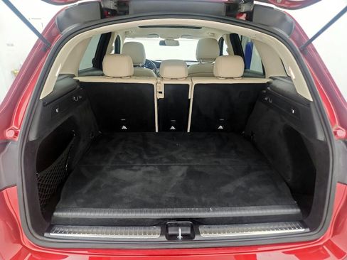 Used 2019 Mercedes-Benz GLC 350e 4MATIC image 16