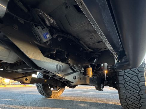 Used 2016 Ford F250 Lariat w/ Lariat Ultimate Package image 28