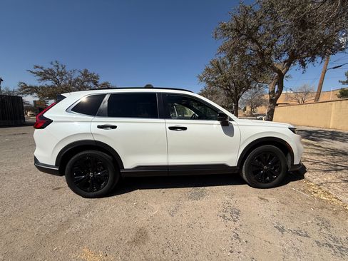 Used 2024 Honda CR-V Sport Touring image 6