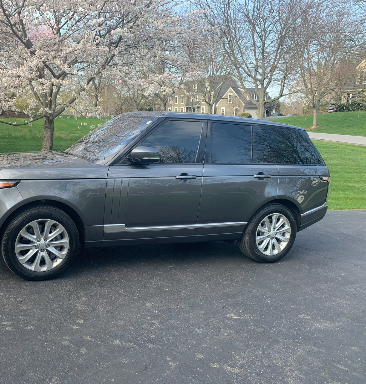 Used 2016 Land Rover Range Rover HSE AWD/4WD image 1