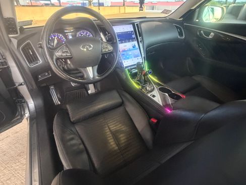 Used 2015 INFINITI Q50 AWD w/ Deluxe Touring Package image 16