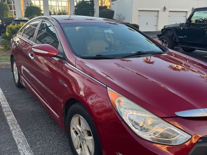 Used 2012 Hyundai Sonata Hybrid w/ Leather Pkg