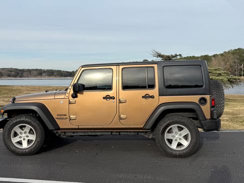 Used 2015 Jeep Wrangler Unlimited Sport w/ Quick Order Package 24S image 1