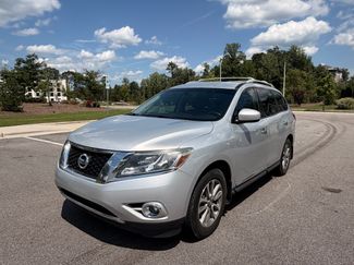Used 2014 Nissan Pathfinder SL w/ SL Tech Package FWD video 1