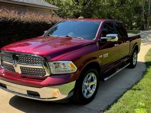 Used 2017 RAM 1500 Laramie image 1