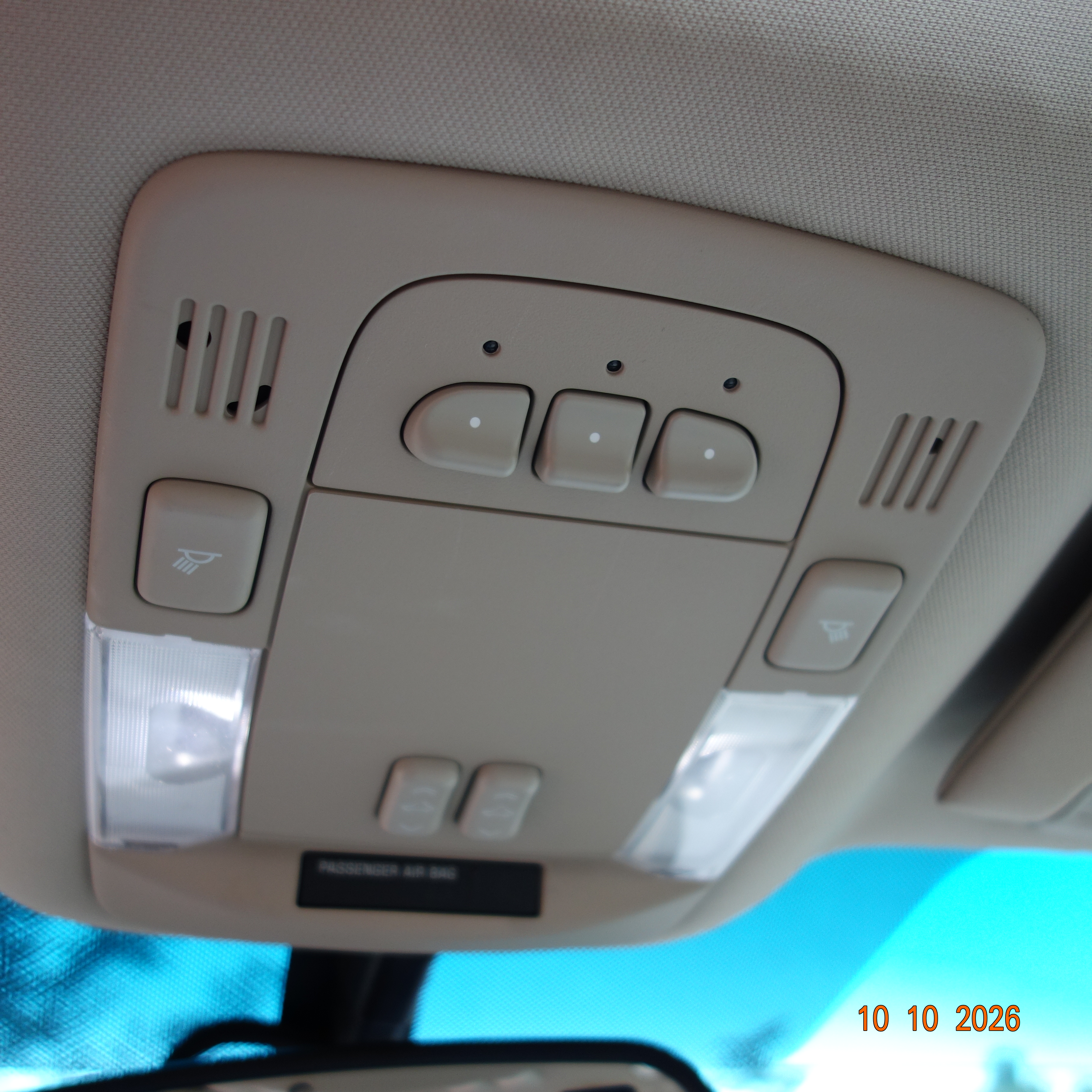 Used 2008 Cadillac DTS w/ Sun And Sound Package FWD image 15