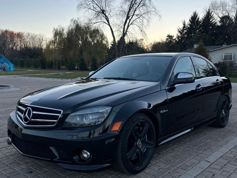 Used 2009 Mercedes-Benz C 63 AMG Sedan image 1