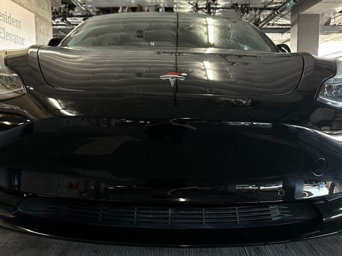 Used 2020 Tesla Model 3 Standard Range Plus RWD image 2