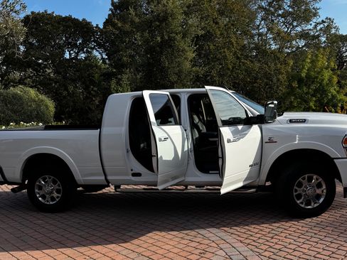 Used 2022 RAM 3500 Laramie image 8