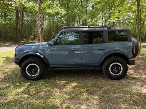 Used 2024 Ford Bronco Outer Banks w/ Sasquatch Package AWD/4WD image 4