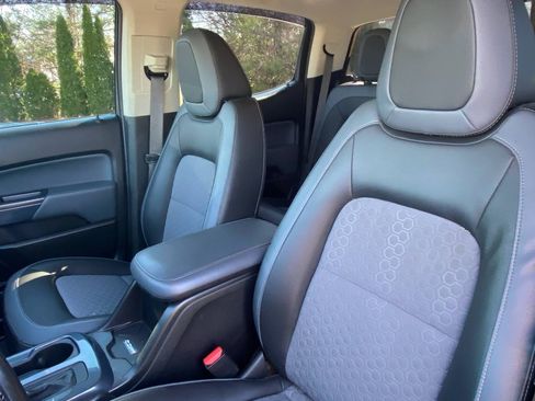 Used 2019 Chevrolet Colorado Z71 image 13