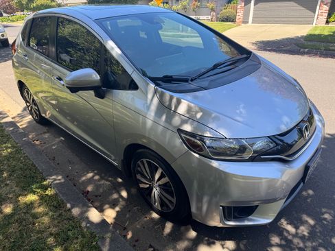 Used 2016 Honda Fit EX image 10