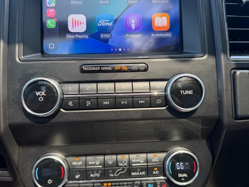 Used 2020 Ford Expedition Max Limited RWD image 14