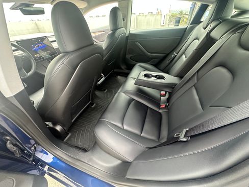 Used 2023 Tesla Model 3 Performance AWD/4WD image 10