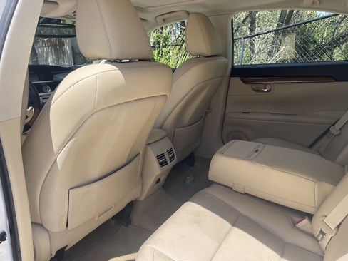 Used 2014 Lexus ES 300h w/ Luxury Package w/Bamboo Trim FWD image 22