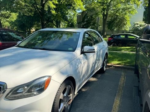 Used 2015 Mercedes-Benz E 350 4MATIC Sedan image 8