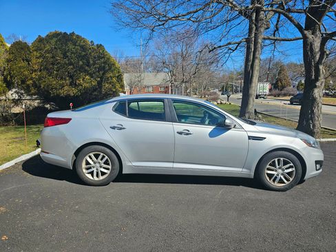 Used 2012 Kia Optima LX image 8