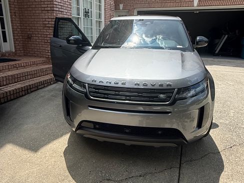 Used 2026 Land Rover Range Rover Evoque S AWD/4WD image 16