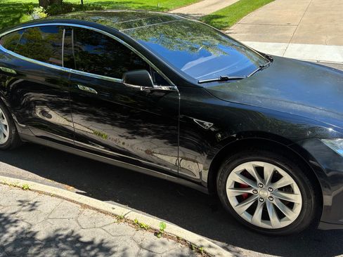 Used 2015 Tesla Model S 85D AWD/4WD image 4