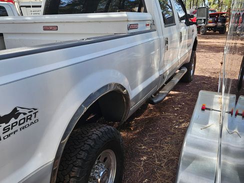 Used 2001 Ford F250 4x4 Crew Cab Super Duty image 1