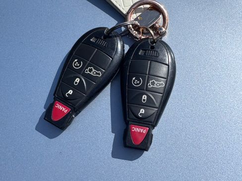 Used 2013 Jeep Grand Cherokee Laredo image 16