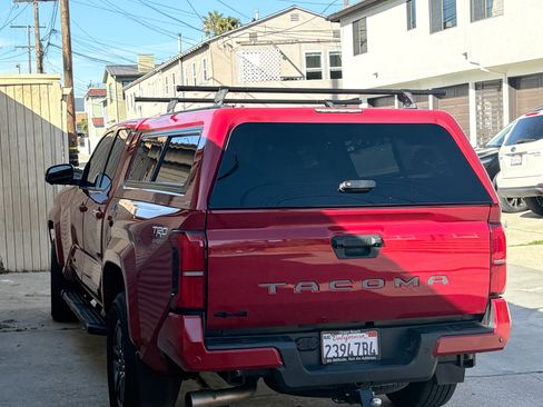 Used 2024 Toyota Tacoma TRD Sport w/ TRD Sport Premium Package image 11