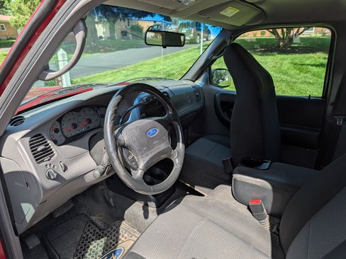 Used 2003 Ford Ranger XL AWD/4WD image 5