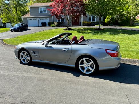 Used 2013 Mercedes-Benz SL 550 image 10