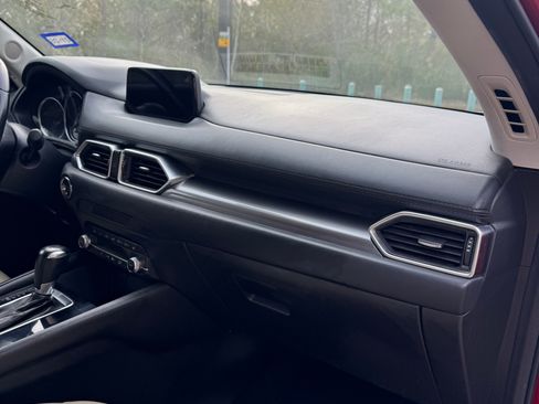 Used 2019 MAZDA CX-5 Touring image 22