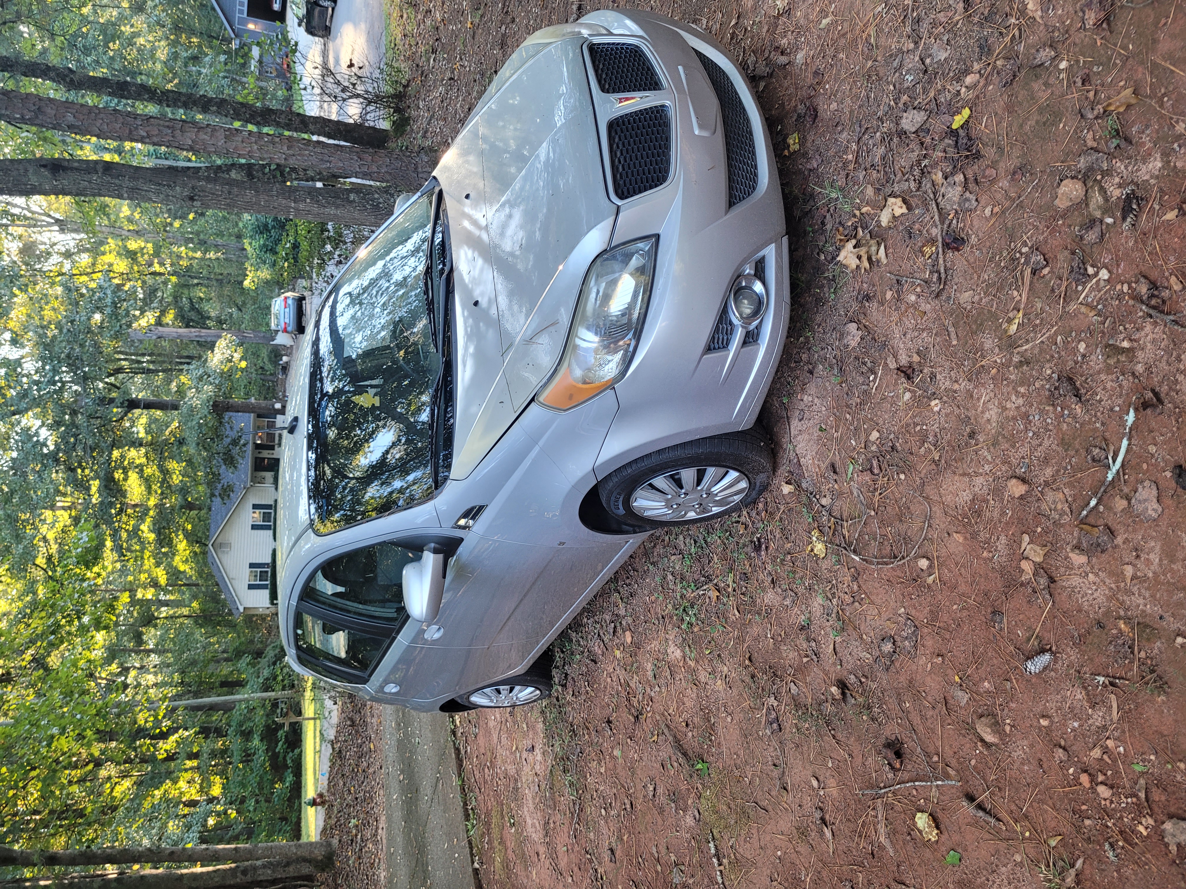 Used 2009 Pontiac G3 w/ Cruisin' Package FWD image 2