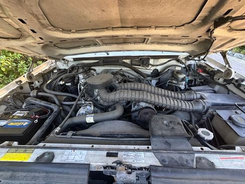 Used 1994 Ford Bronco AWD/4WD image 10