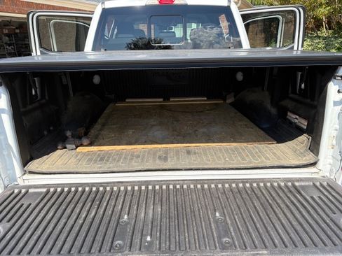 Used 2018 Ford F150 Lariat image 11