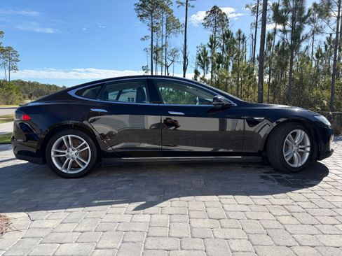 Used 2014 Tesla Model S image 5
