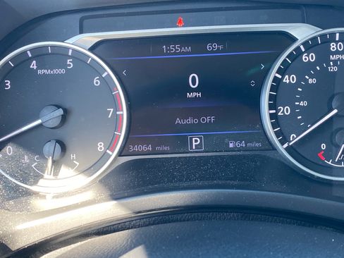 Used 2020 Nissan Sentra SR w/ Premium Package image 12