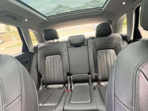 Used 2018 Audi Q5 2.0T Premium w/ Convenience Package image 5
